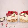Mascarponecreme og friske bær - Opskrift på dessert i glas