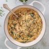 Cremet orzo med spinat og soltørrede tomater - Nem og lækker