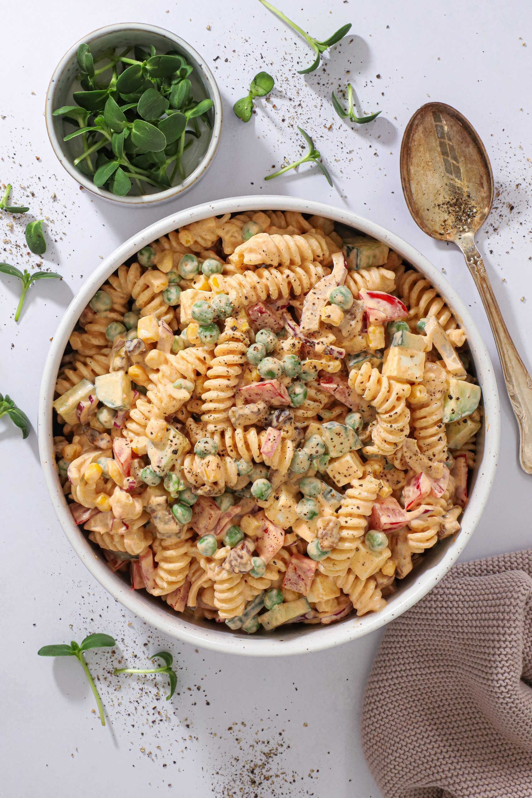 Cremet pastasalat med chilidressing - En mild og lækker opskrift