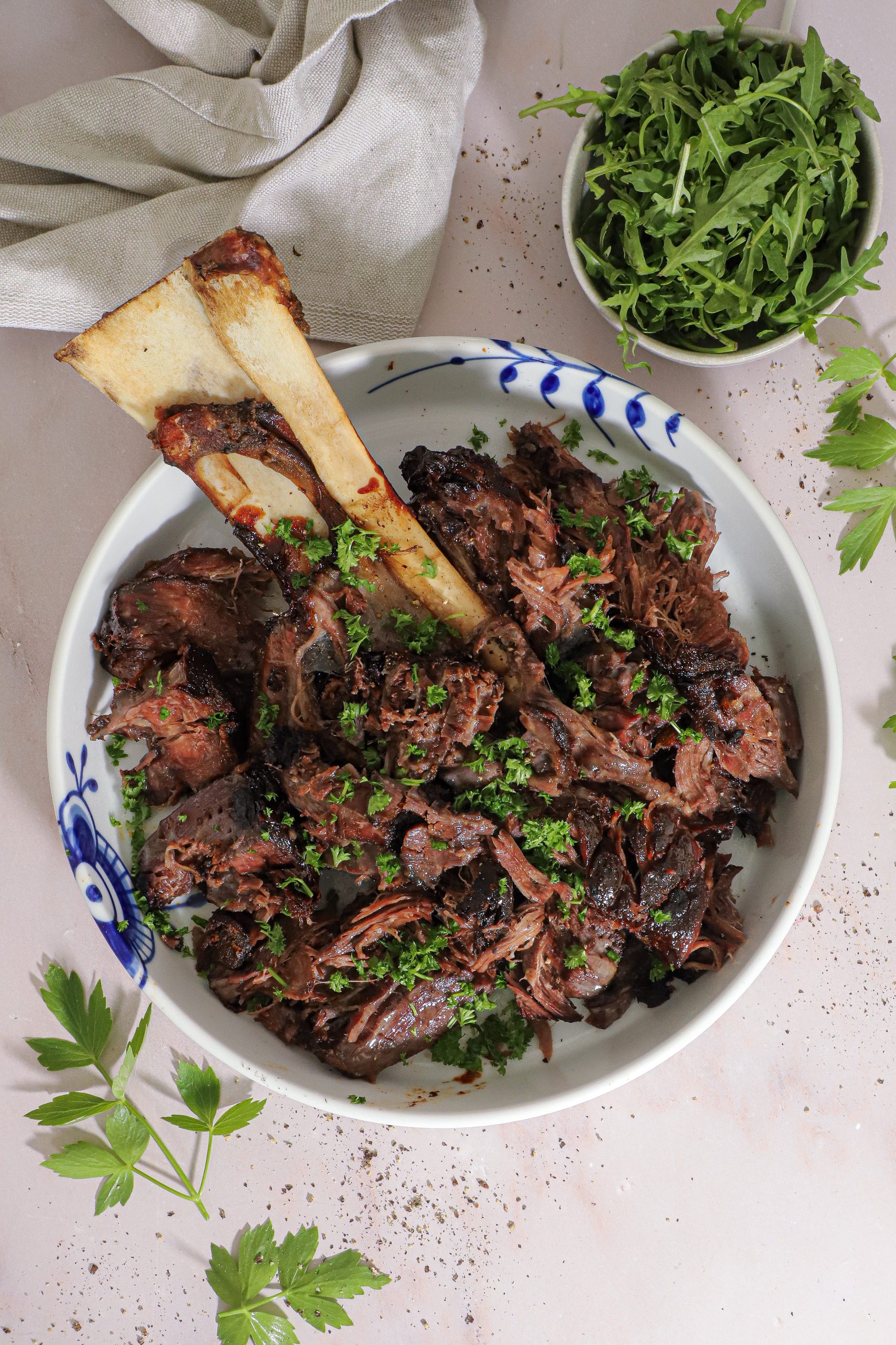 Langtidsstegt Beef Hammer med kryddderrub - Thor's Hammer