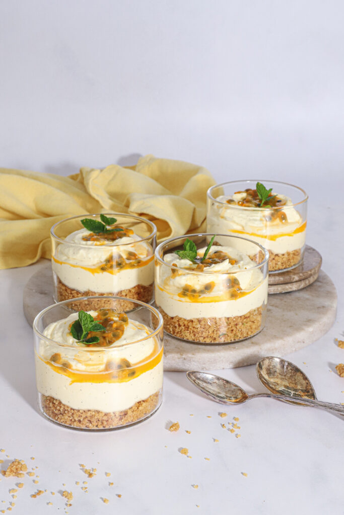 Passionsfrugt cheesecake med hvid chokolade og lime – uden husblas